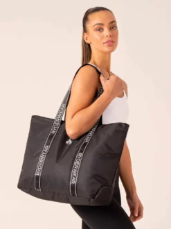 RYDERWEAR ON THE GO TOTE BAG